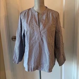 J crew open V neck cotton top